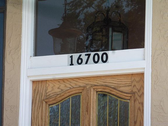 2nd image of 16700 Gnarled Oak Ln