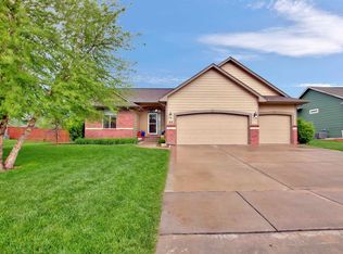 212 W Meadowsweet Ct, Andover, KS 67002