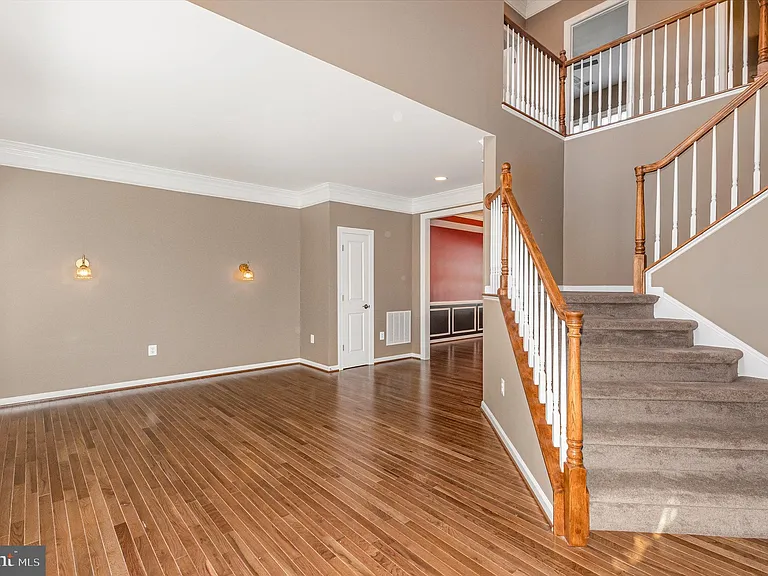 2114 Jellico Ct — Photo 3