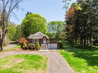 263 Quassaick Ave Floor 2, New Windsor, NY 12553