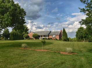 3660 Combs Ferry Rd, Lexington, KY 40509