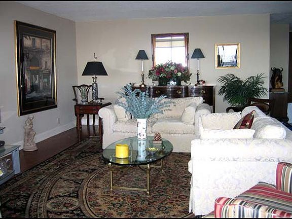 fFormal Living Room