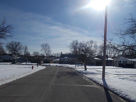 5th image of 5918 Scarlet Oak Dr