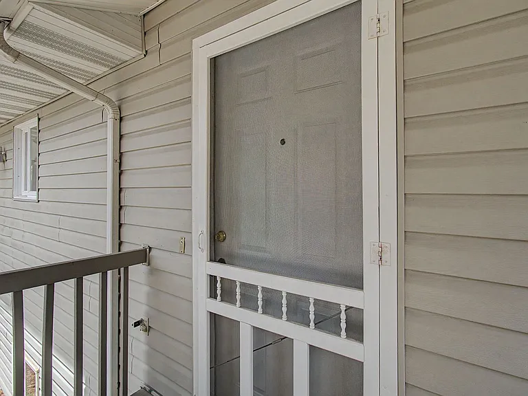 19 Shanna Dr — Photo 31