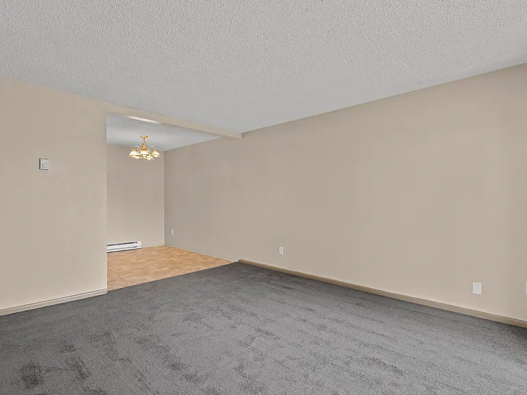 Riviera Apartments Northgate — Photo 17