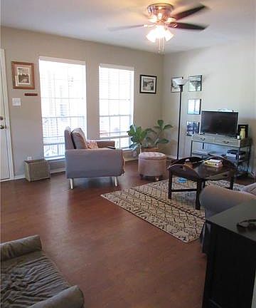 2nd image of 1212 Hollow Creek Dr