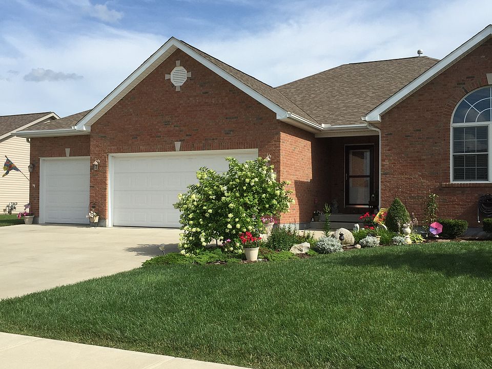 1st image of 694 Sherwood Dr