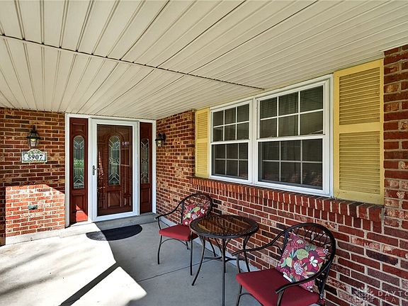 5th image of 5907 Red Coach Rd