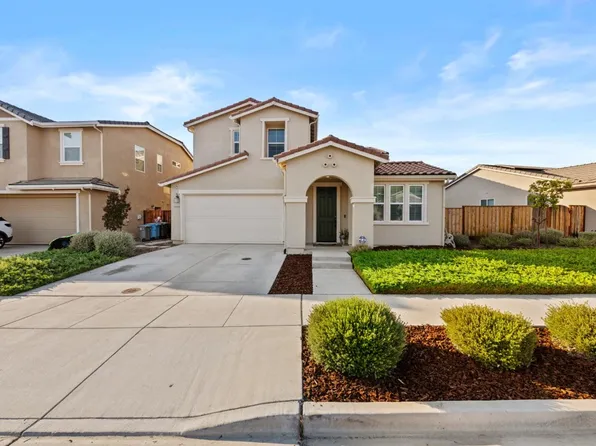 2540 Ryan Dr, Hollister, CA 95023