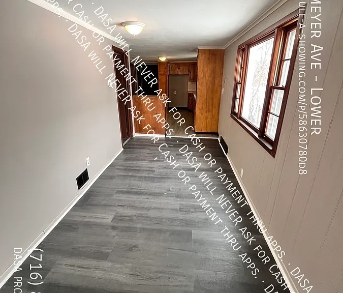 52 Langmeyer Ave #LOWER — Photo 3