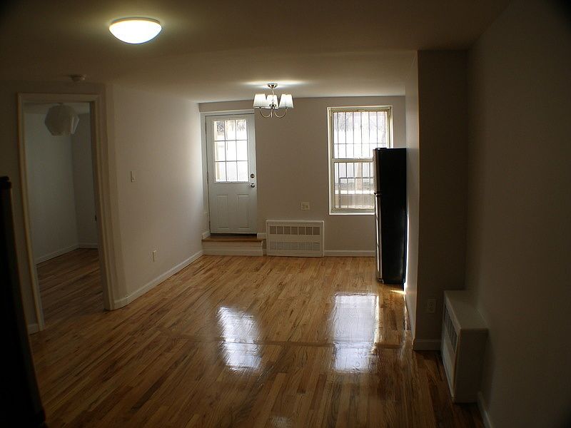 1st image of 626 Marcy Ave