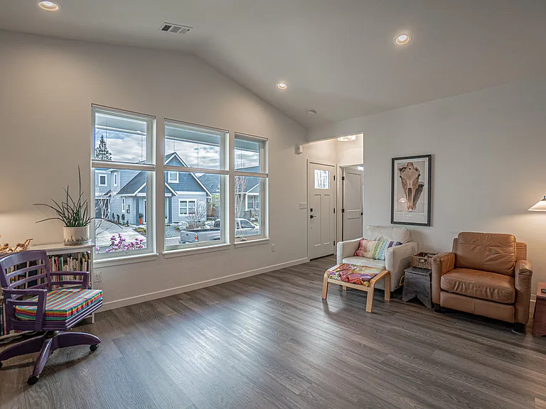 256 Rockfellow Pl — Photo 13
