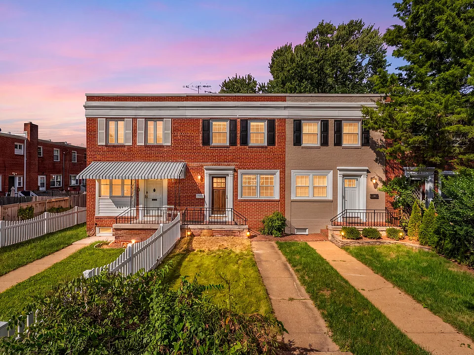 521 S Fayette St
