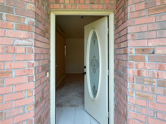5th image of 3207 Bernath Dr
