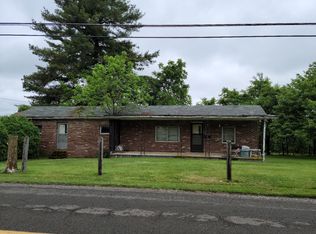 1224 Castleton Rd, Max Meadows, VA 24360