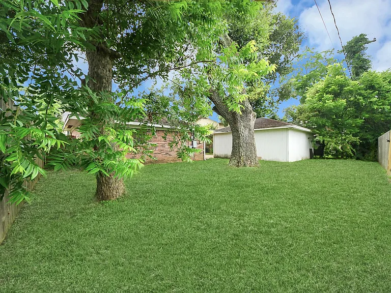 9126 Willow Meadow Dr — Photo 6