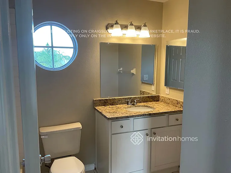 427 Symphony Pl — Photo 18