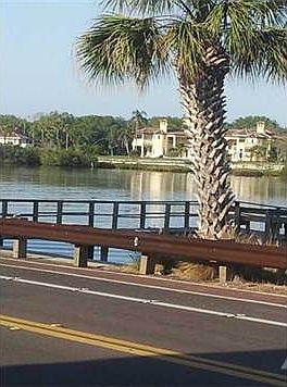 4th image of 20070 Gulf Blvd APT 5