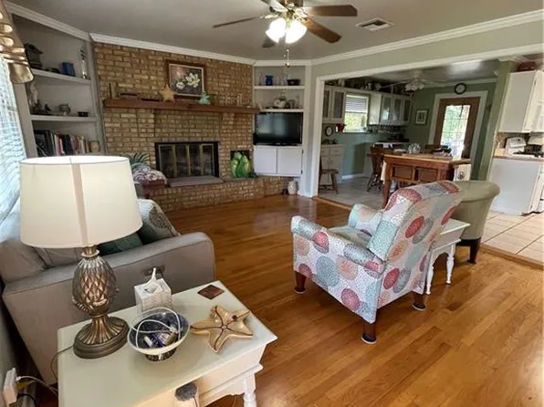 40 Ridgeview Dr, Chickasaw, AL 36611