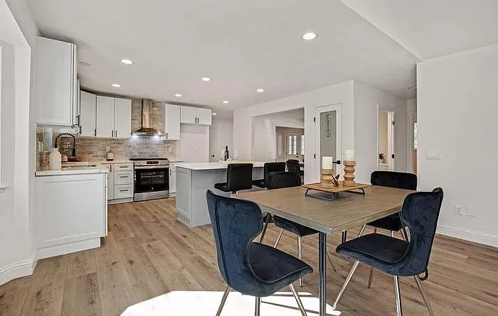 1170 Mardon Ct — Photo 8