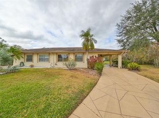 2003 Halmrock Pl, Sun City Center, FL 33573