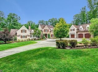 4 Covered Bridge Ln, Lebanon, NJ 08833