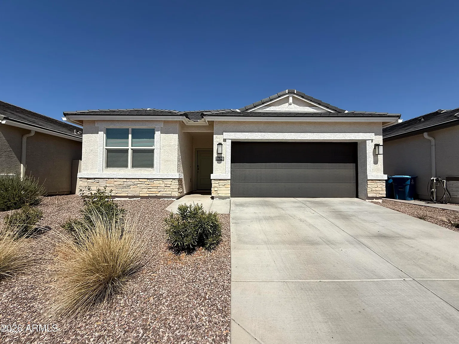4 bed, 2.5 bath, 1854 sqft, $2,295 — Photo 1
