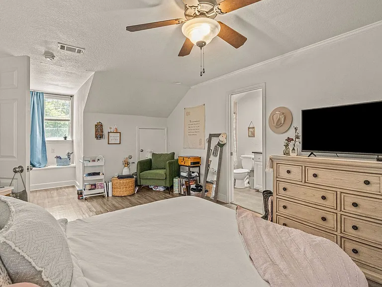 3518 Westcliff Rd S — Photo 29