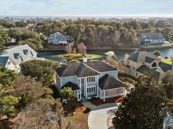 203 Red Snapper Drive, Emerald Isle, NC 28594