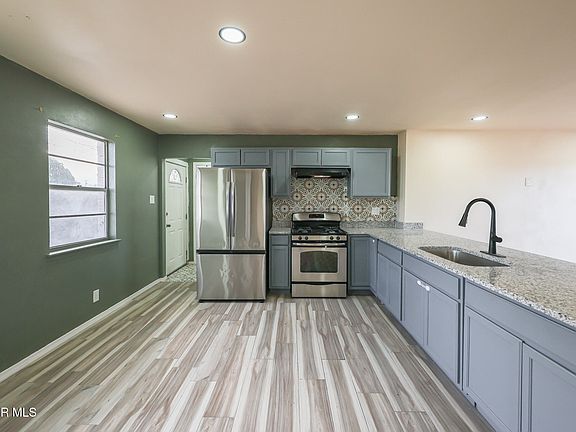 5th image of 5408 Edmonton Ave