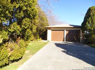 3315 Alan Shepard Dr, Kirby, TX 78219