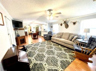 970 Edwards Keys Rd, Roaring River, NC 28669