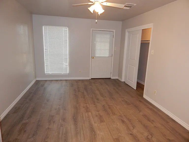 Townhome master bedroom