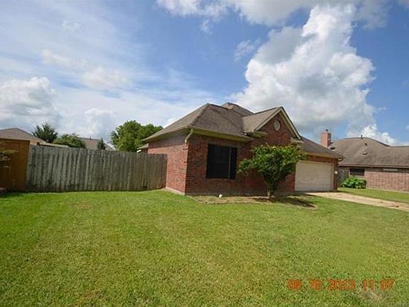 2nd image of 18 Prairie Knoll Dr