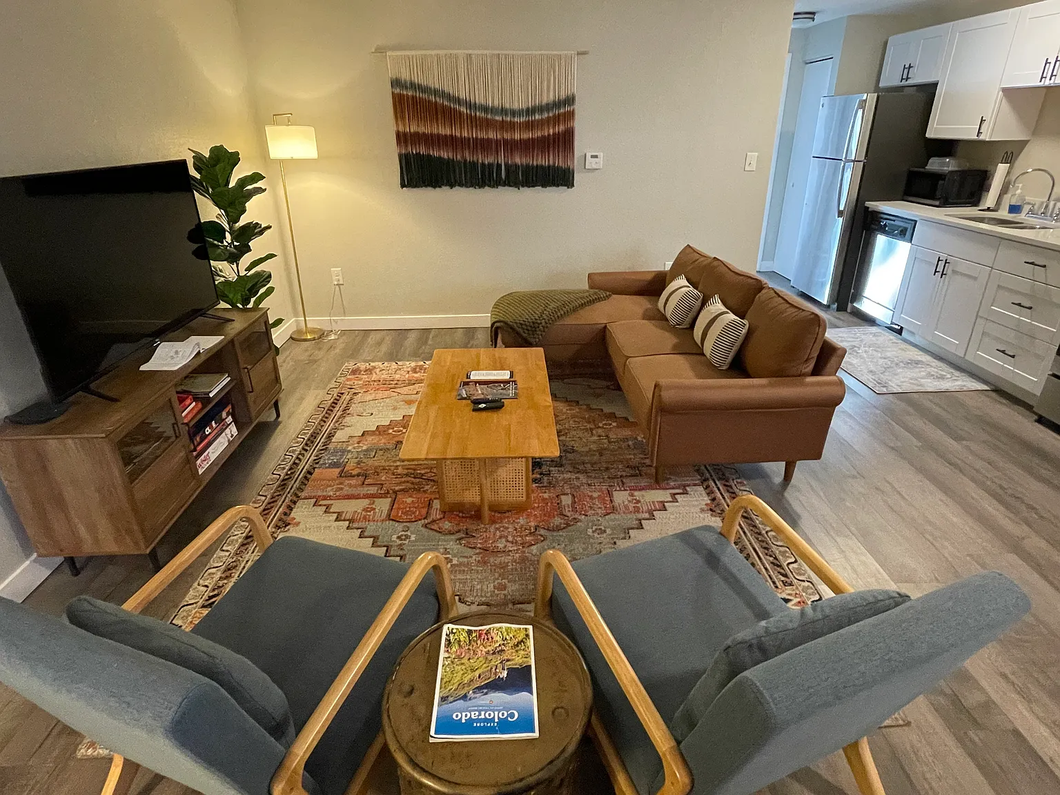 The Gold Apartments — Photo 4