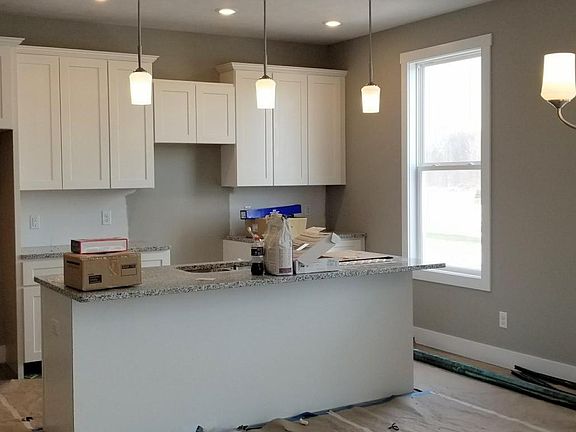 2nd image of 6504 Maria Dr