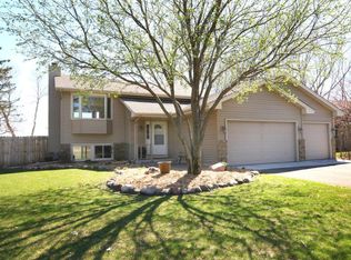 2000 121st Ln NW, Coon Rapids, MN 55448