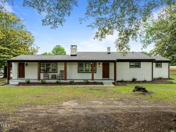 7042 Us Highway 401 N, Fuquay Varina, NC 27526