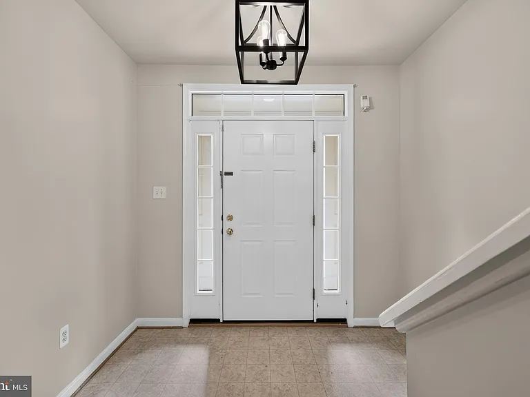 11715 Gunners Dr — Photo 3