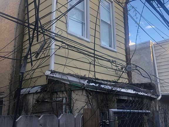 3rd image of 2364 N Bouvier St