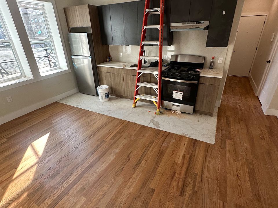 1st image of 811 Broadway #A103