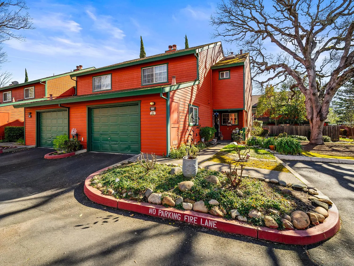 9350 River Oaks Ln photo 1