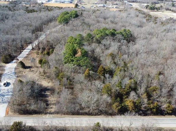 10077 NE Campbell Rd, Fayetteville, AR 72701