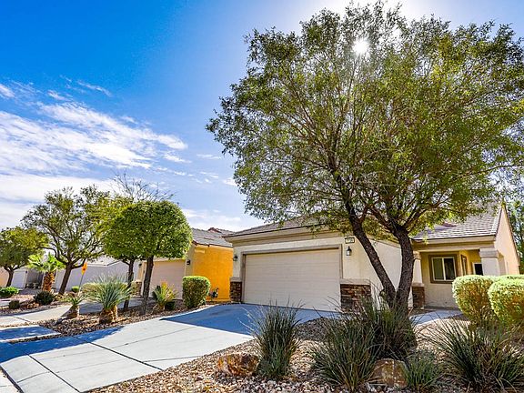 3rd image of 7736 Pine Warbler Way