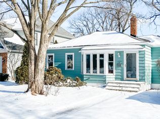 121 Travers Ave, Wheaton, IL 60187