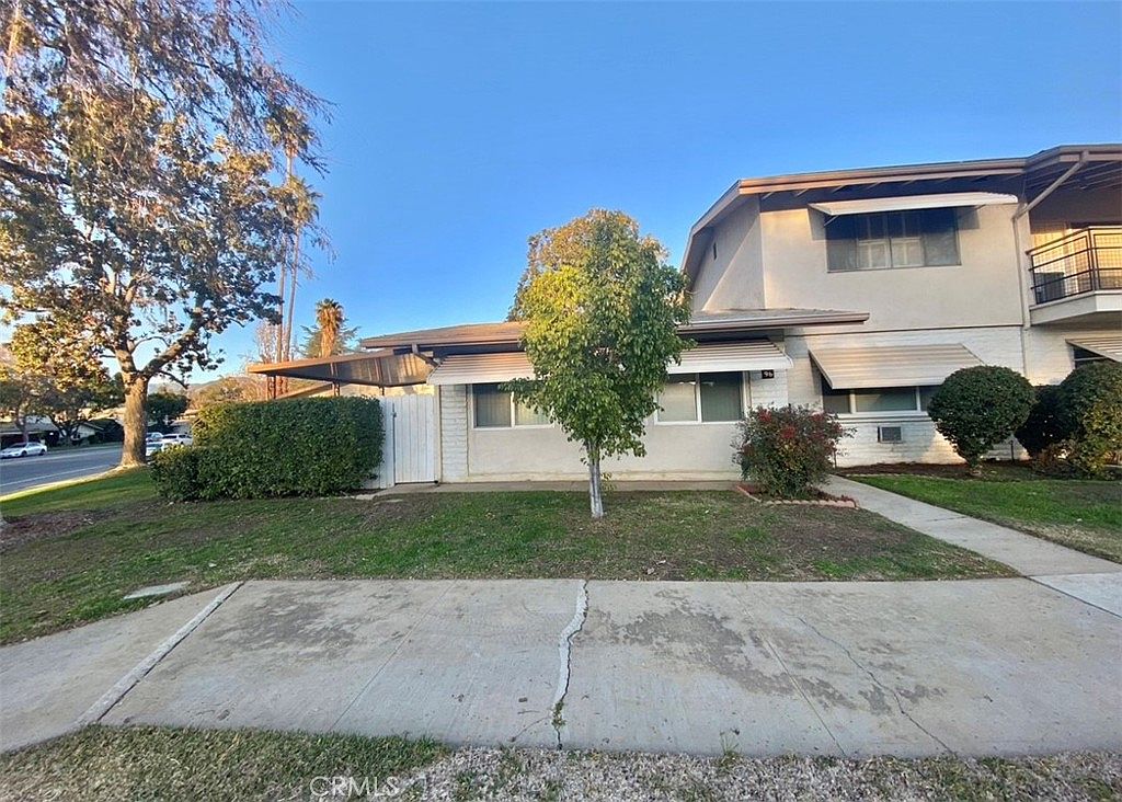 96 N Center St, Redlands, CA 92373 Zillow