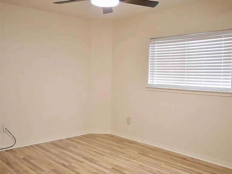 14411 Avery Brooke Ln — Photo 22