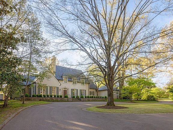 3rd image of 4001 S Galloway Dr