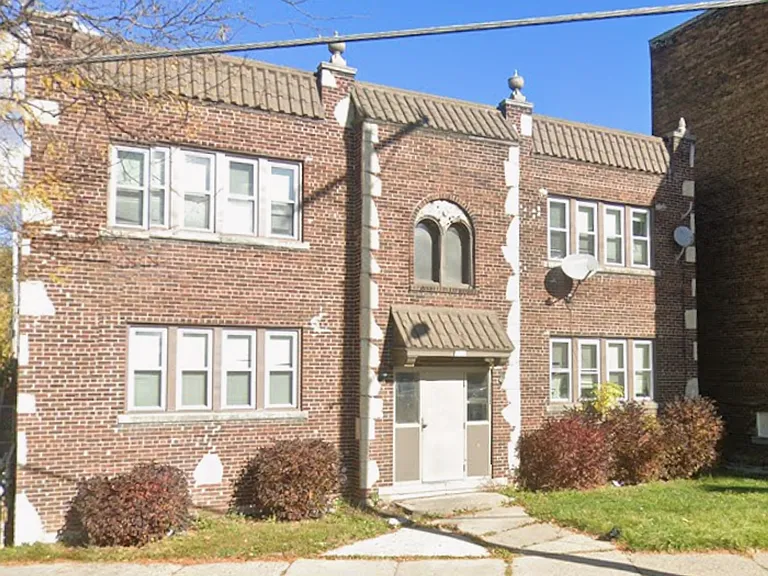 1720 W Atkinson Ave — Photo 1
