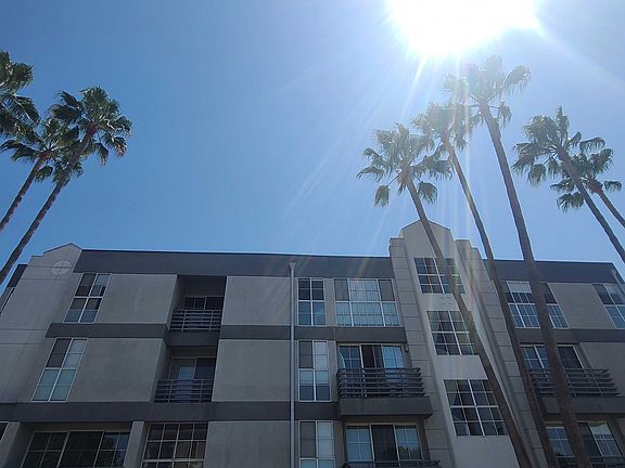 2nd image of 1520 S Hayworth Ave #103